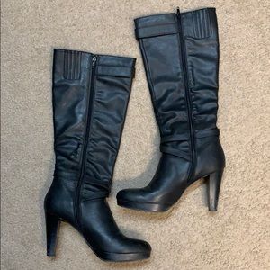 Zip-up Boots